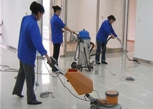 深圳地毯清洗公司，剖析�k公室地毯清洗的���小妙招